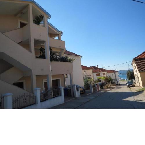 Apartments Ena