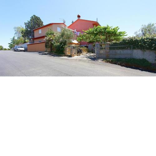 Apartments Erla