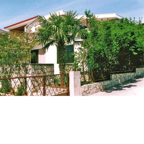 Apartments Fortuna in Pirovac, close to the seabeach