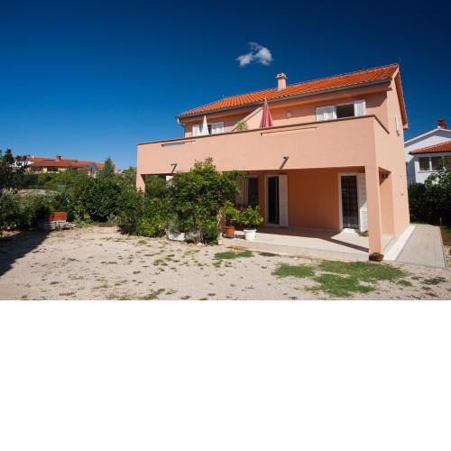 Apartments Glibo near the sea and town center!