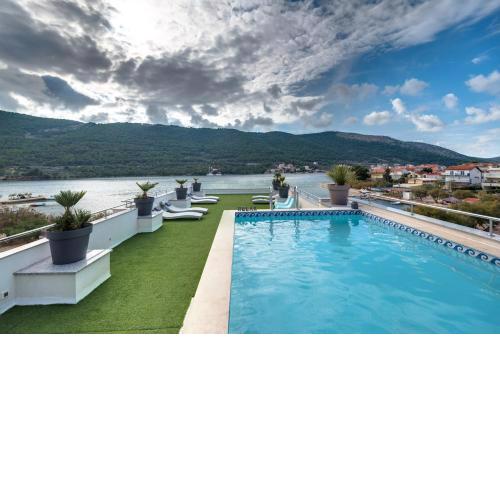Apartments Holidays Roko
