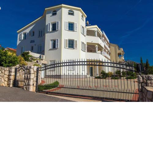Apartments in Crikvenica 5517