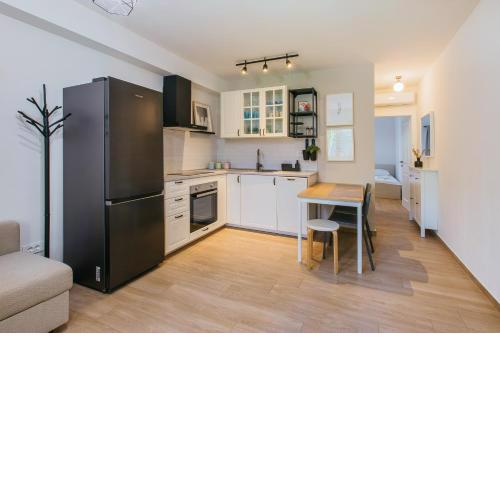 Apartments in nice house Split with garden for children & private parking