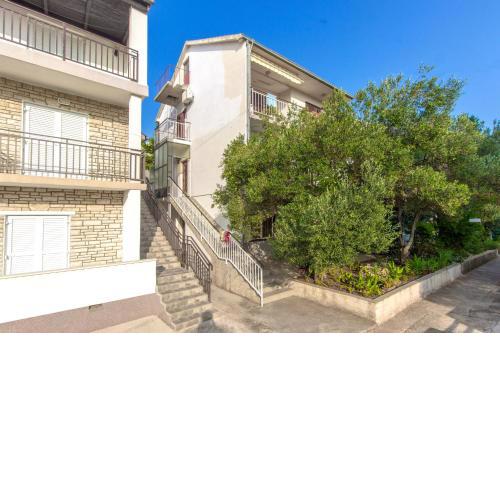 Apartments Ivan