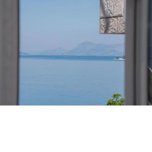 Apartments Ivi