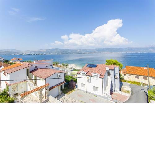 Apartments Jela