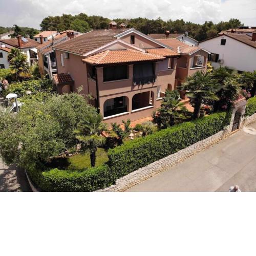 Apartments Leonard