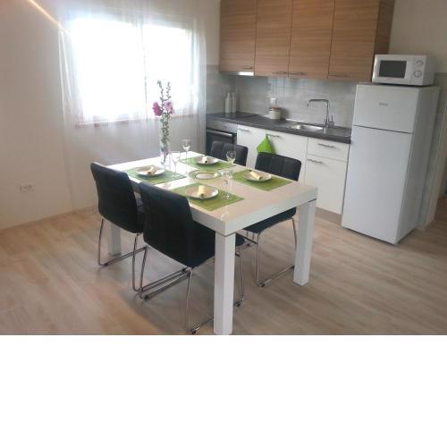 Apartments Levanat