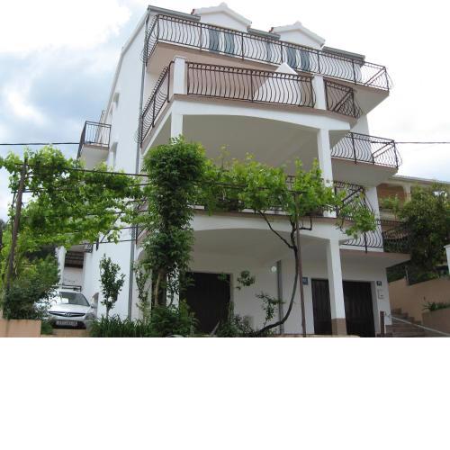 Apartments Ljiljana