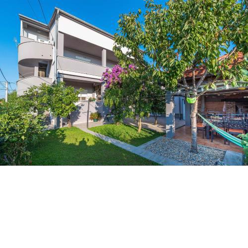 Apartments Luky