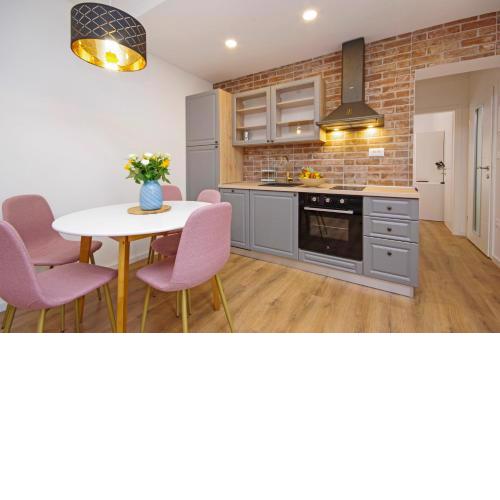 Apartments Luny