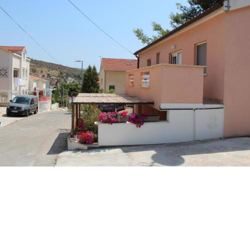 Apartments Luvi