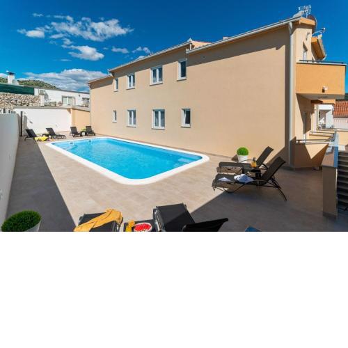 Apartments Lux 3