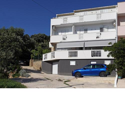 Apartments Madona