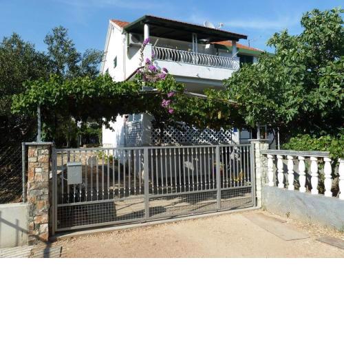 Apartments Maja