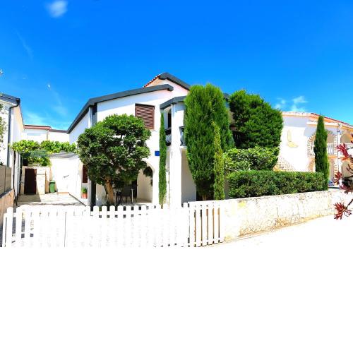 Apartments Maltašić
