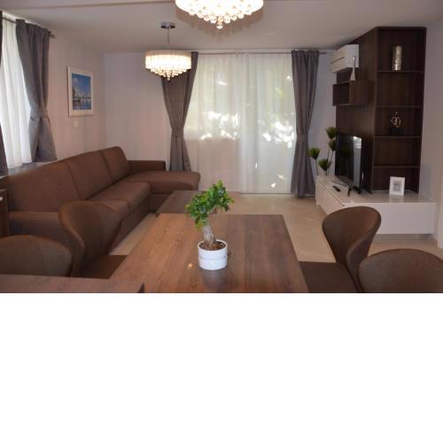 Apartments Mango