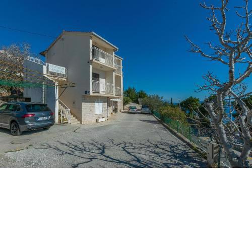 Apartments Maras
