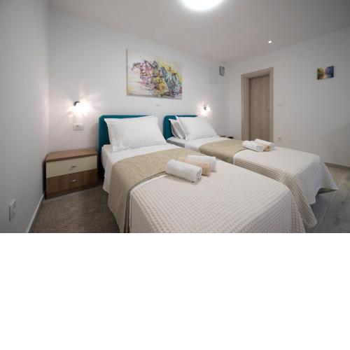 Apartments Maraton