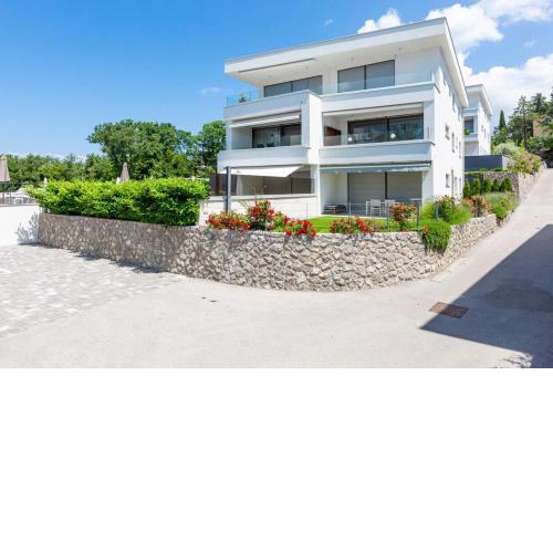 Apartments Marina
