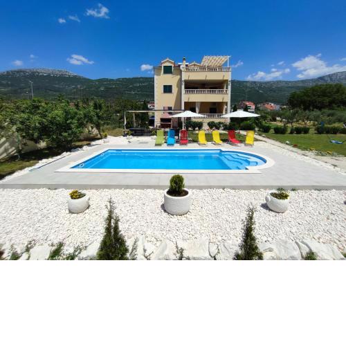 Apartments Maris