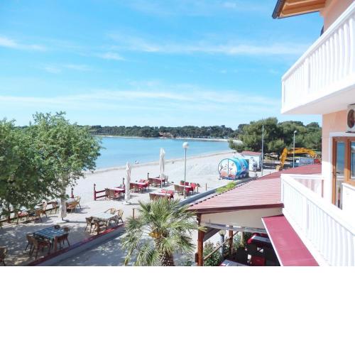 Apartments Mark - 10 m from sea