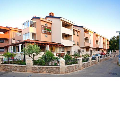 Apartments Maslina I