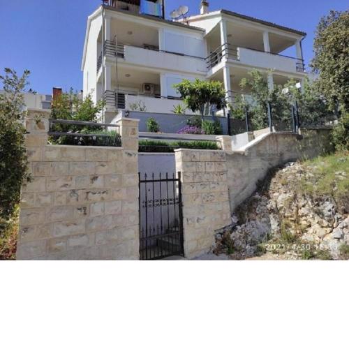 Apartments Matan