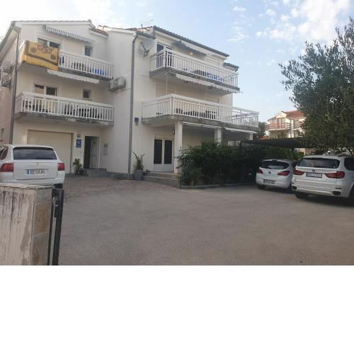 Apartments Miletic J-I