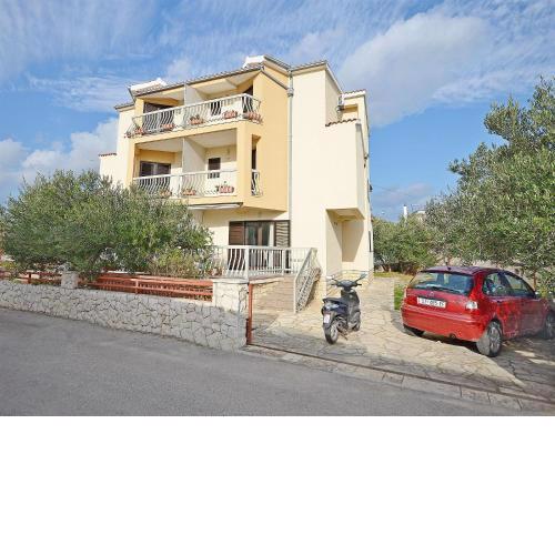Apartments Mira