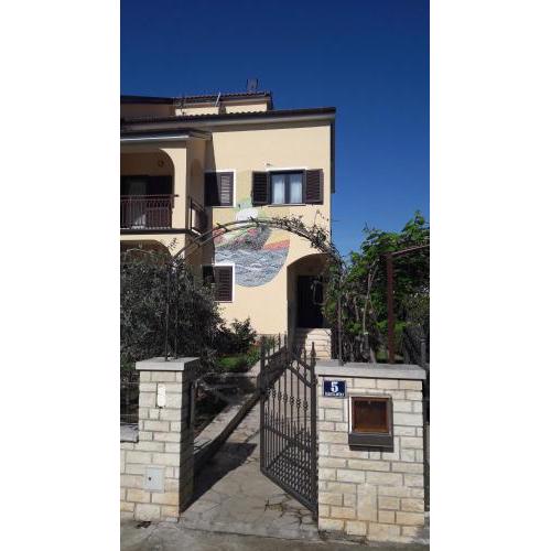 Apartments Mirela