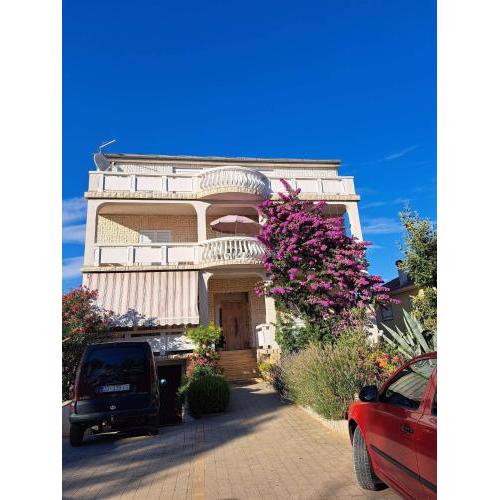 Apartments Mirjana