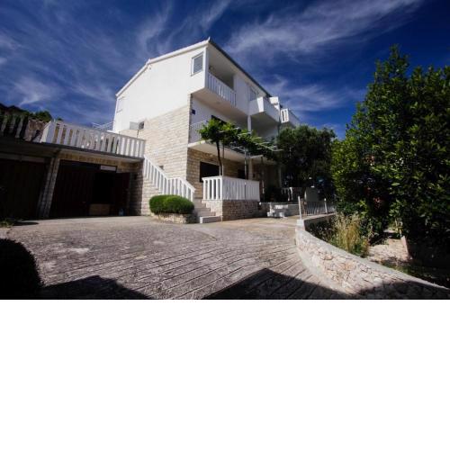 Apartments Pavao