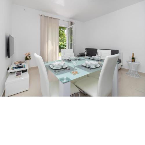 Apartments Peca