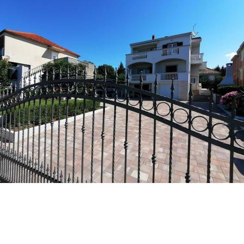 Apartments Petin