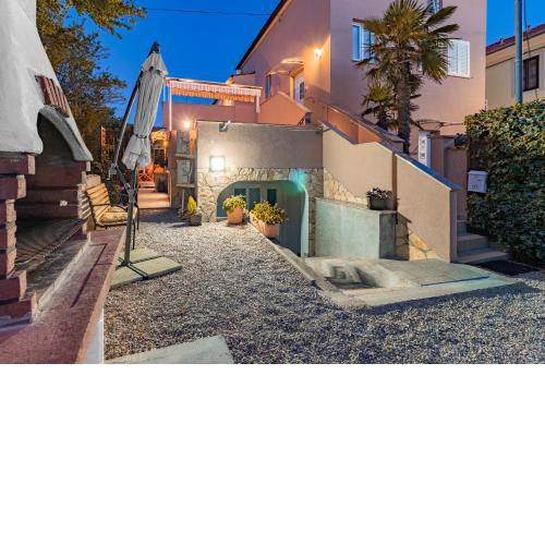 Apartments Punat Downtown