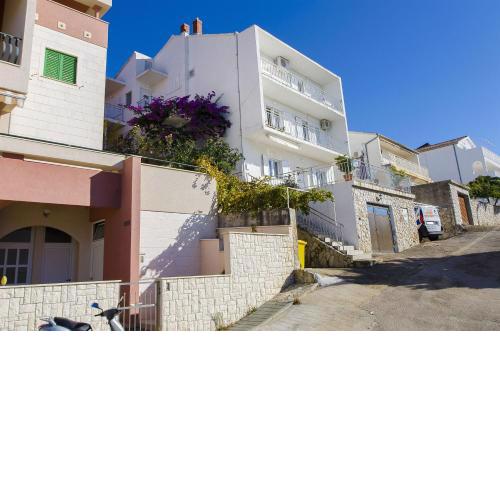 Apartments Rada