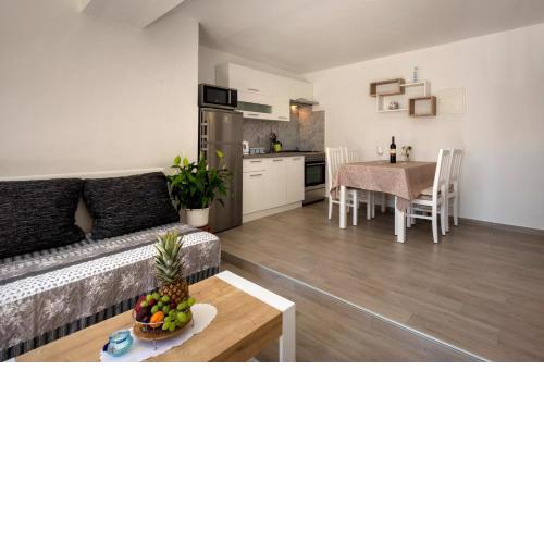 Apartments Rafael