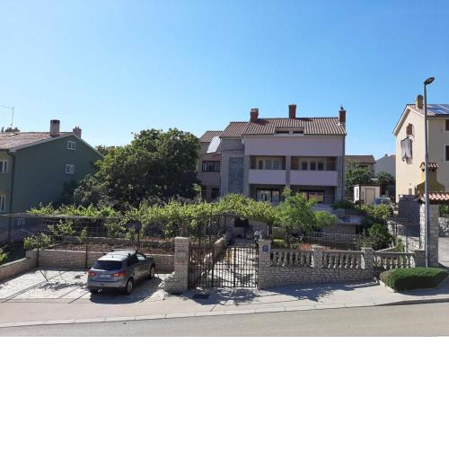 Apartments Renato Mužić Cres