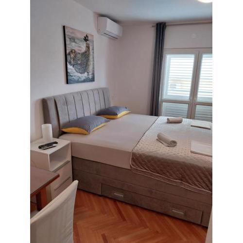Apartments Rose Loboja