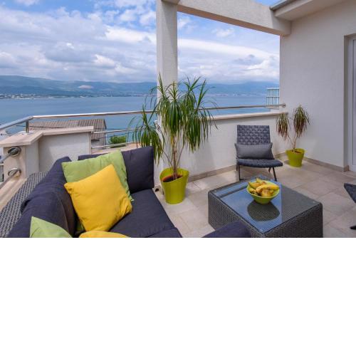 Apartments Salona
