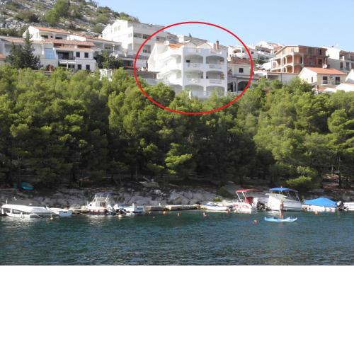 Apartments Snjeza