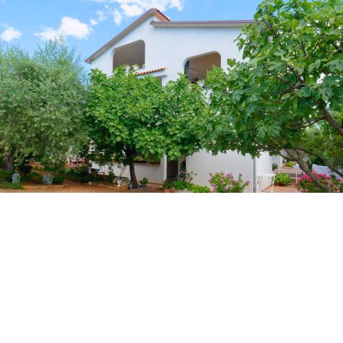 Apartments Susie by Rent Istria