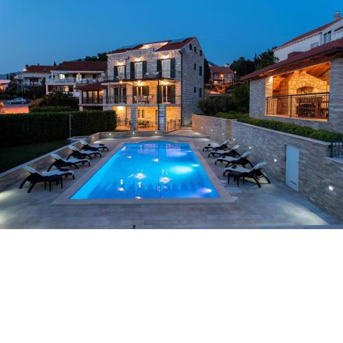 Apartments Sutalo