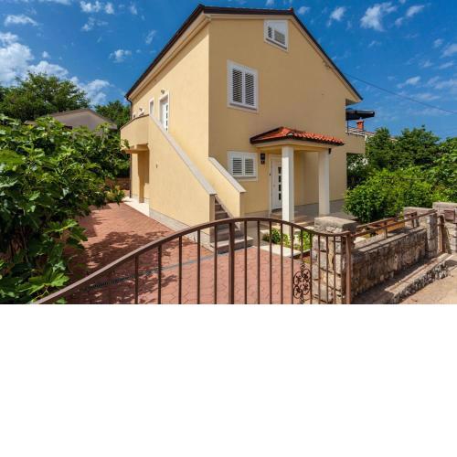 Apartments Svalina