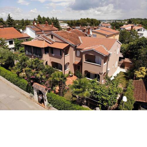 Apartments Sven-Marino