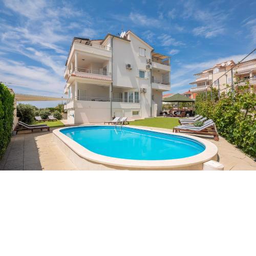 Apartments Tihi 3