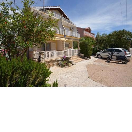 Apartments Tiho