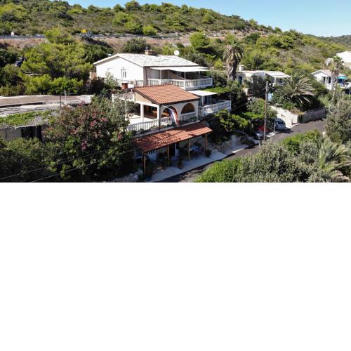 Apartments Uskok
