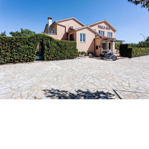 Apartments Villa Ana